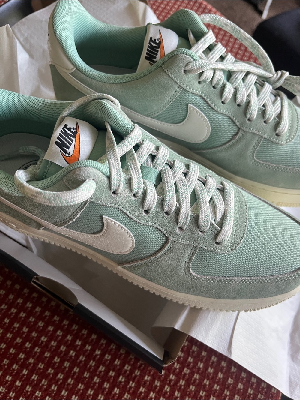 Nike Air Force 1 ‘07 LV8 Enamel Green/ Sail Low-Top Sneakers - Picture 7 of 8